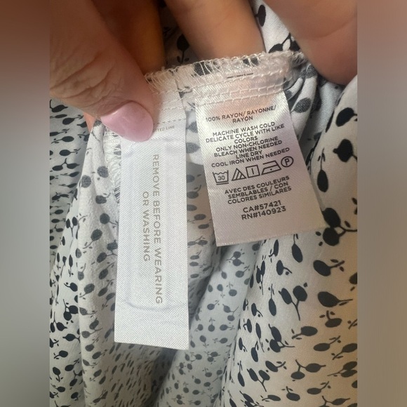 LOFT White and Black Floral Button Pull On Midi Skirt Size Medium NWT BRAND NEW - Picture 9 of 14